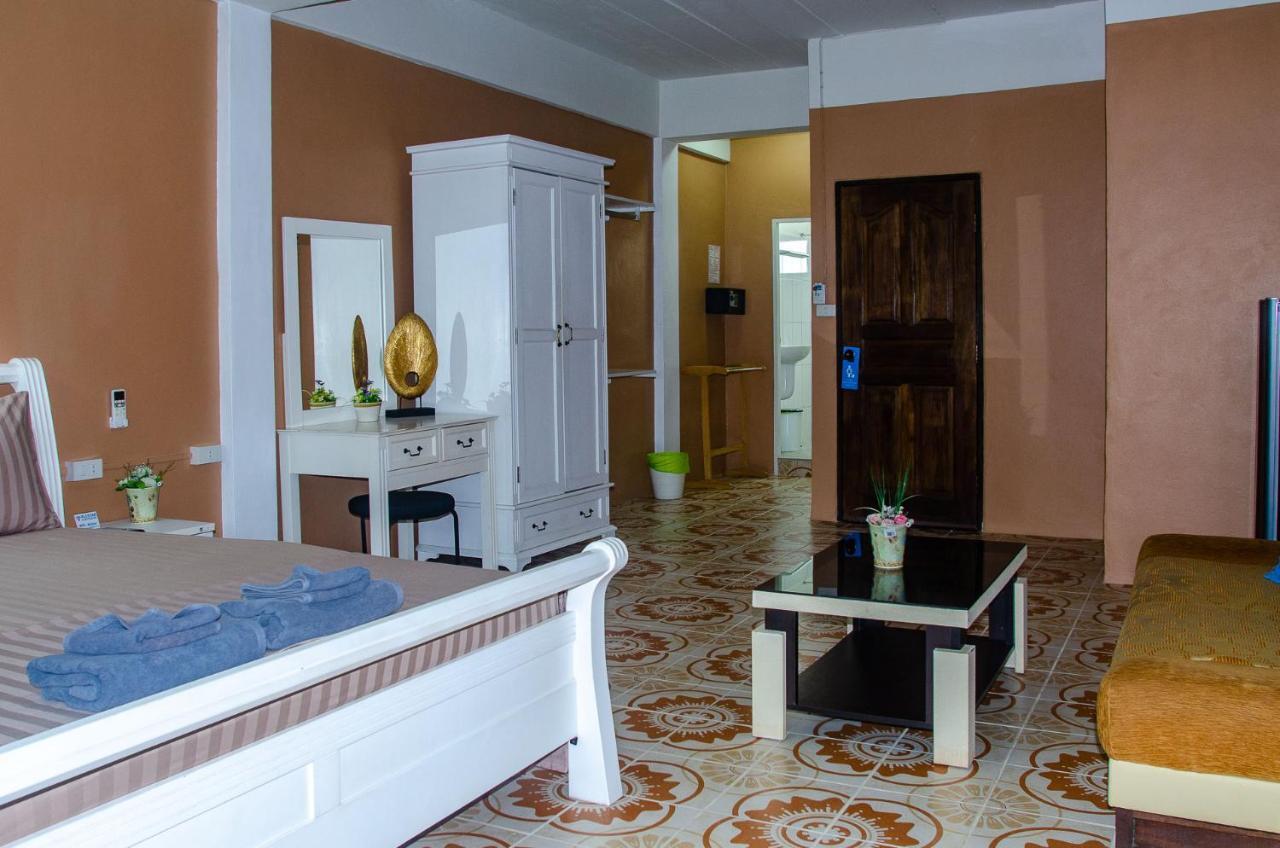 Allstar Guesthouse Karon Exterior foto